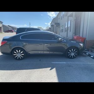 Meet your Posher, Eric